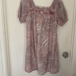 Beautiful brand new summer dress. Never worn